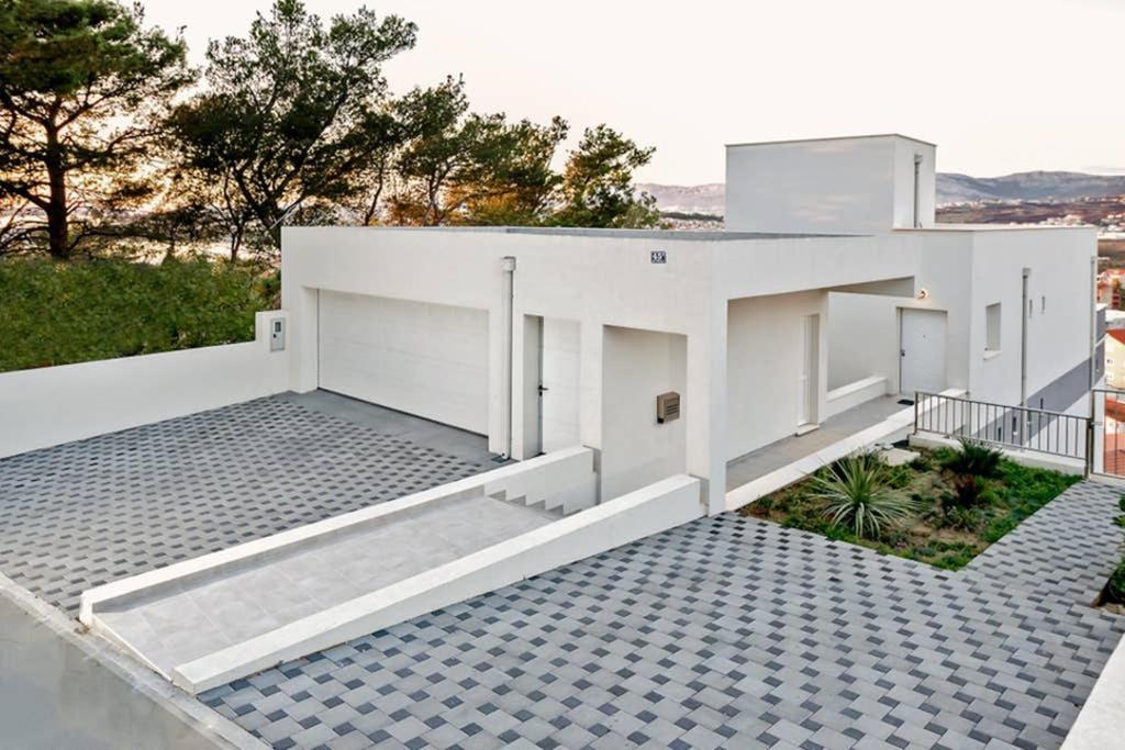 Villa Graf Podstrana Exteriör bild