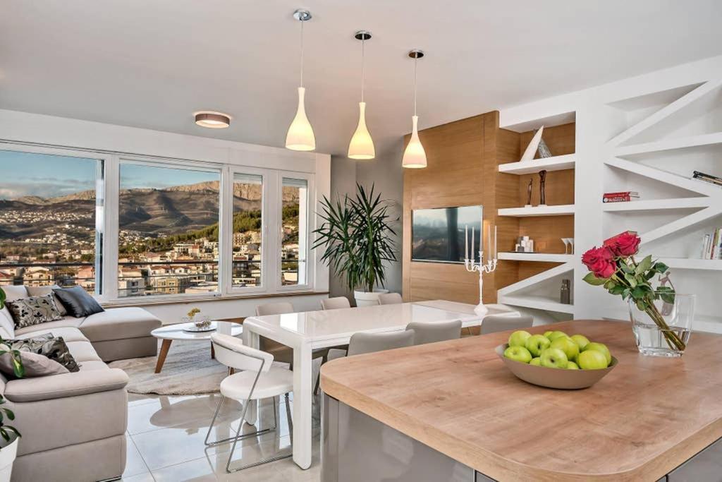 Villa Graf Podstrana Exteriör bild