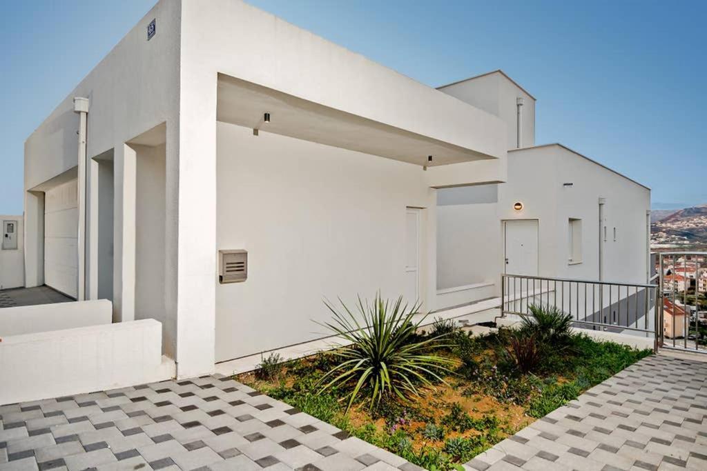 Villa Graf Podstrana Exteriör bild