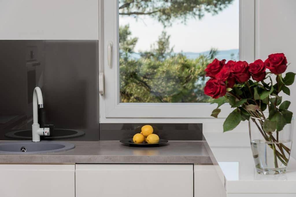 Villa Graf Podstrana Exteriör bild