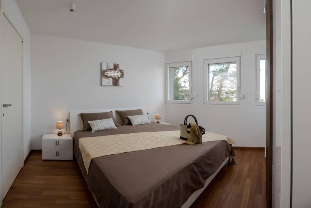 Villa Graf Podstrana Exteriör bild